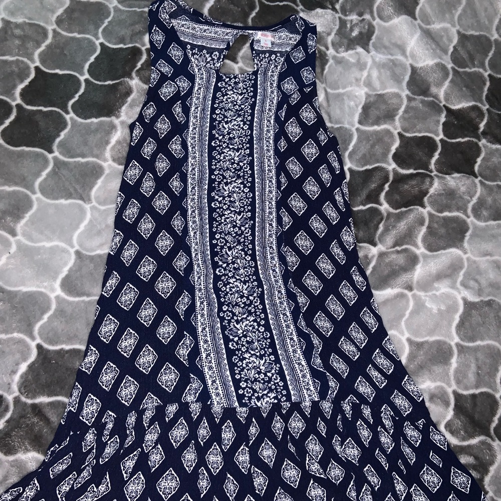 ADORABLE LIGHT SUMMER DRESS (SIZE S)